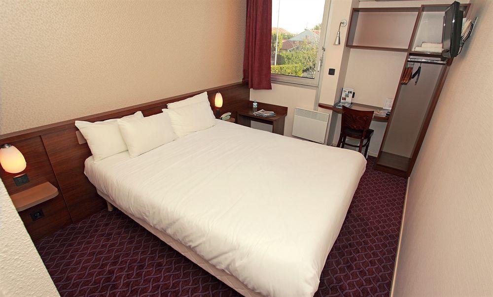 Brit Hotel Toulouse Colomiers - L'Esplanade Kamer foto