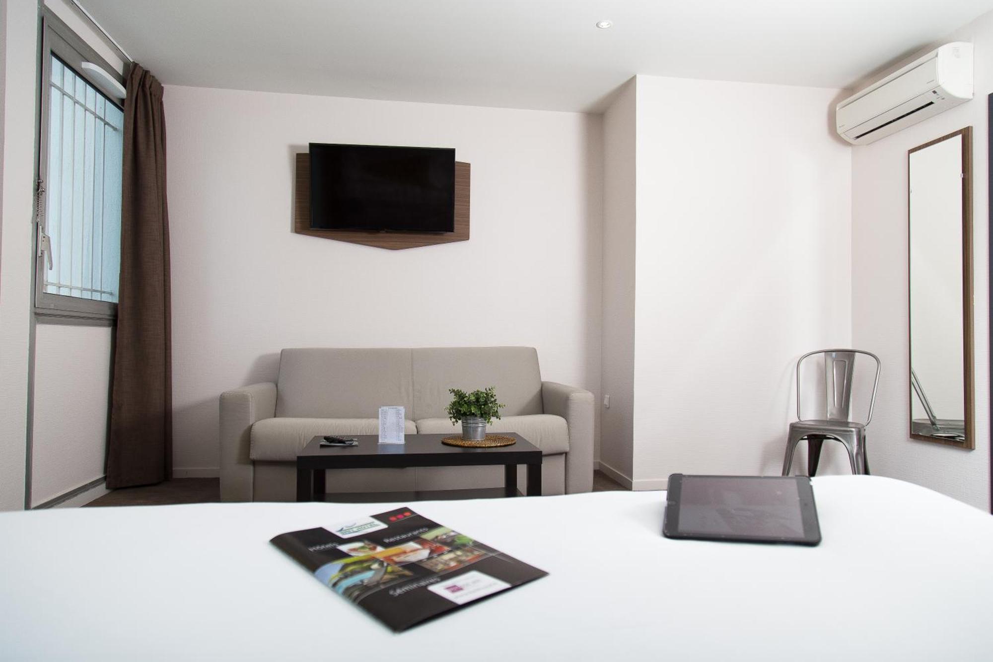 Brit Hotel Toulouse Colomiers - L'Esplanade Buitenkant foto