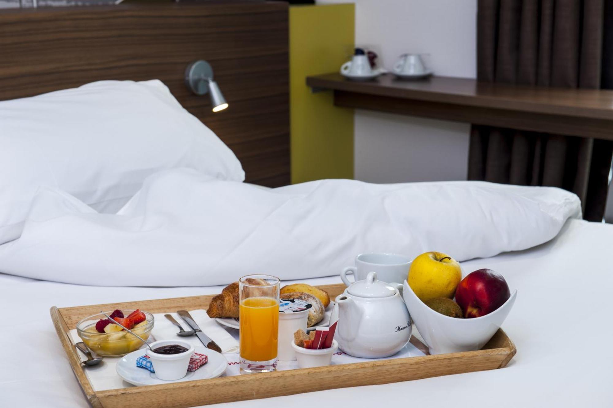 Brit Hotel Toulouse Colomiers - L'Esplanade Buitenkant foto