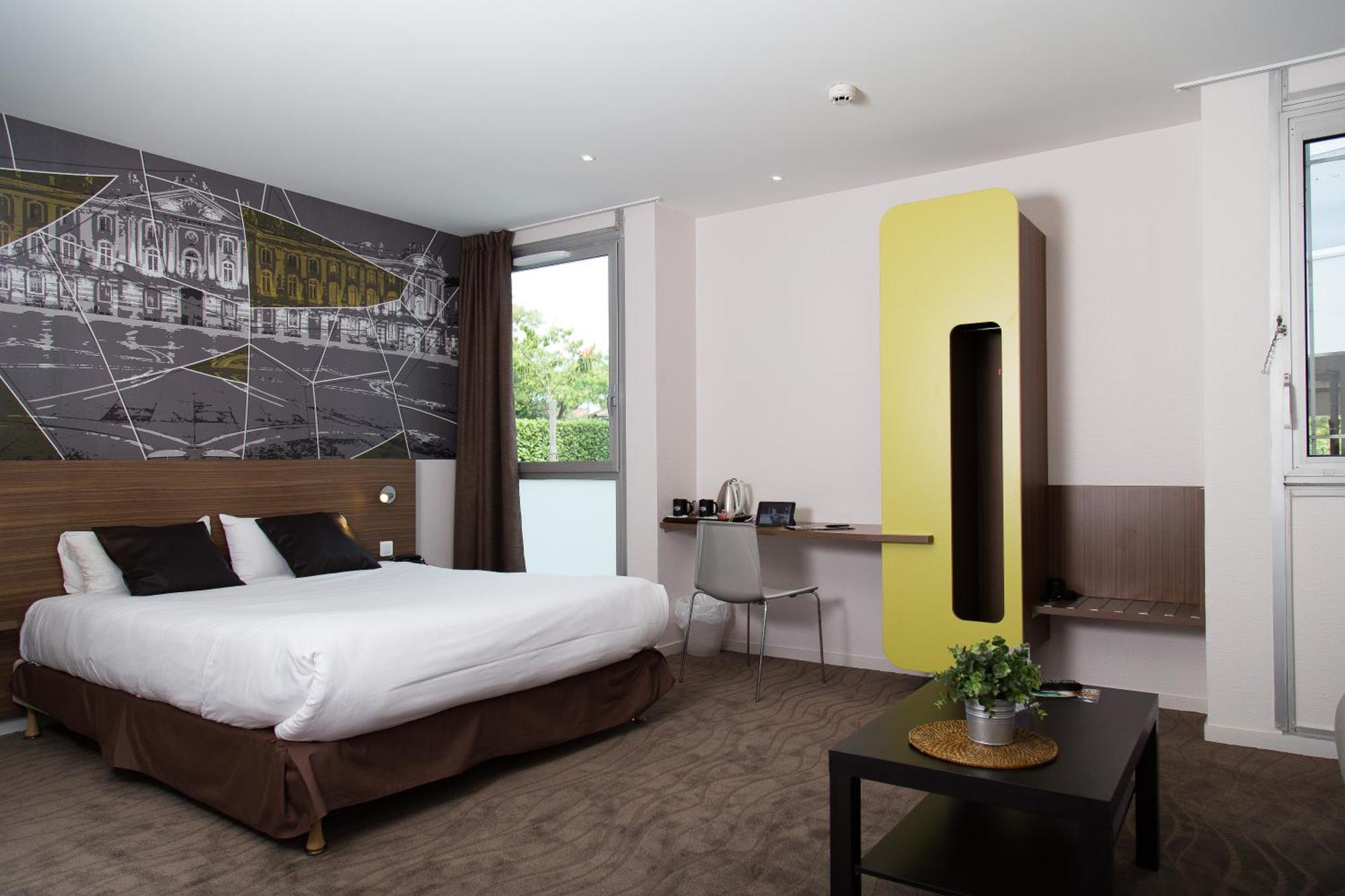 Brit Hotel Toulouse Colomiers - L'Esplanade Buitenkant foto